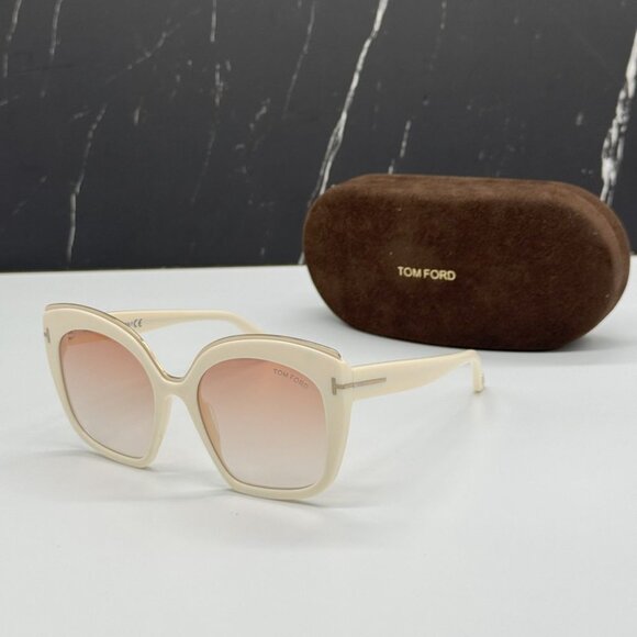 NEW TOM FORD CHANTALLE FT0944/S 25T WOMEN SUNGLASSES CHANTALLE TF944 25T - Picture 2 of 10